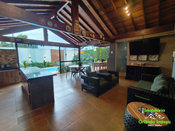 Venda Casa Com Piscina No Centro Orlândia-SP